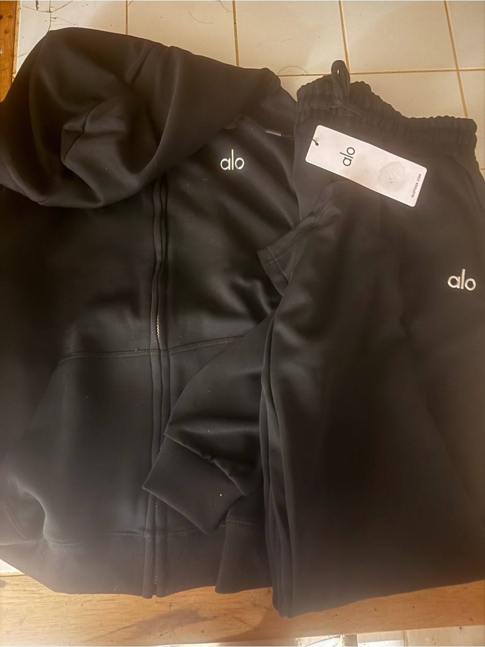 ALO Yoga Kids Black Zip Hoodie & Jogger Set